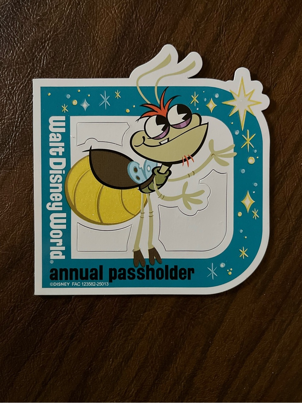 New Walt Disney World Annual Passholder Magnet - Ray - The Princess and the Frog